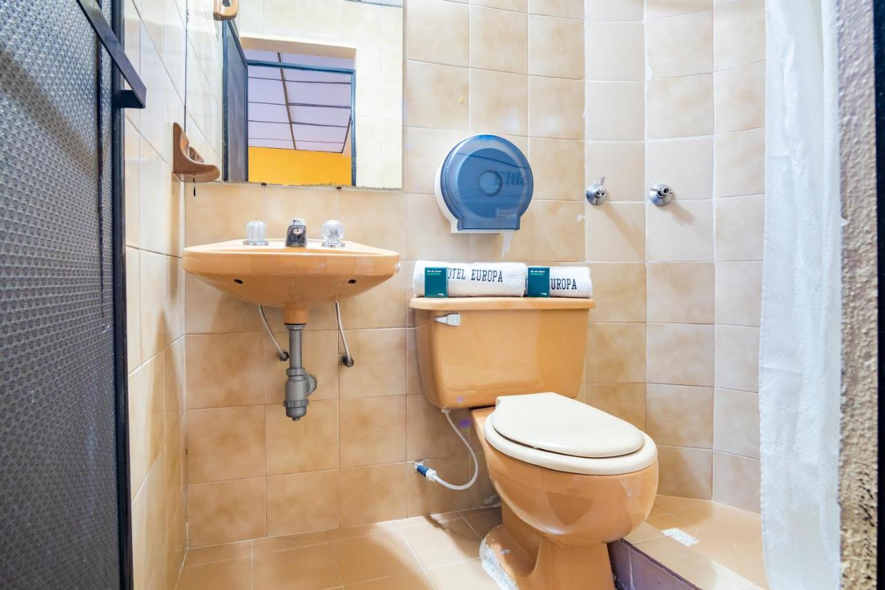Ayenda Europa Hotel Bogota Luaran gambar